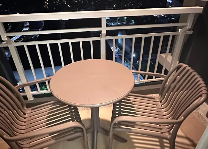 公寓 The Framehaus With Free Parking At Sonora Garden Residences, Pinas 马尼拉